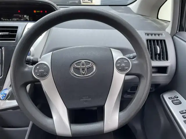 トヨタ プリウス α S 道央・札幌 2014(平26)年 11.3万km ブラック 登録時走行距離 112767km/ワンオーナー/寒冷地仕様/純正ディーラーOPナビ/(AM/FM/CD/DVD/BT)/ワンセグTV/バックカメラ/ステアリングスイッチ連動/オールオートウィンドウ/純正ドアバイザー/純正フロアマット/取説/保証書