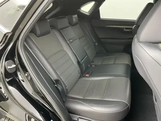 レクサス ＮＸ 300h Fスポーツ 岡山県 2015(平27)年 6万km ブラック メーカーナビ /・地デジ/BT/DVD/CD/SD/Blu-ray/パノラミックビューモニター/ブラインドスポットモニター/プリクラッシュセーフティ/レーダークルーズコントロール/黒本革シート/シートヒーター /ベンチレーション /パワーシート /パワーバックドア /三眼LEDライト/オートライト/360度ドラレコ /ビルトインETC/コーナーセンサー