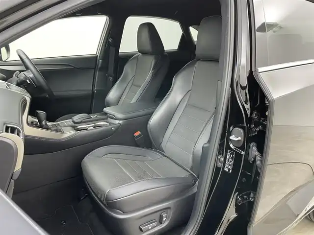 レクサス ＮＸ 300h Fスポーツ 岡山県 2015(平27)年 6万km ブラック メーカーナビ /・地デジ/BT/DVD/CD/SD/Blu-ray/パノラミックビューモニター/ブラインドスポットモニター/プリクラッシュセーフティ/レーダークルーズコントロール/黒本革シート/シートヒーター /ベンチレーション /パワーシート /パワーバックドア /三眼LEDライト/オートライト/360度ドラレコ /ビルトインETC/コーナーセンサー