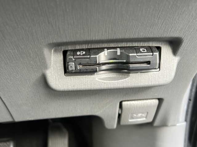 トヨタ プリウス α S ツーリングセレクション 京都府 2013(平25)年 8.8万km ブラック 〇Bluetooth/〇フルセグ/〇純正アルミ/〇スマートキー/〇AAC/〇LED/〇プッシュスタート/〇バックカメラ