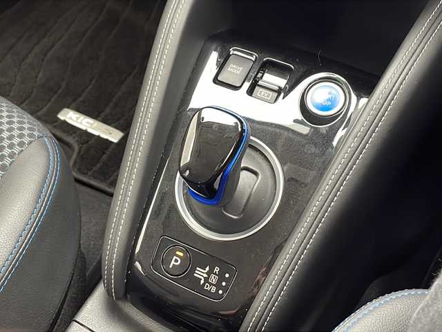 日産 キックス X 千葉県 2020(令2)年 1.6万km ブリリアントホワイトパール プロパイロット/純正9インチナビ/BT フルセグ CD DVD/全方位カメラ/ETC/純正ドライブレコーダー/デジタルインナーミラー/ハーフレザーシート/衝突軽減ブレーキ/レーンキープアシスト/レーダークルーズコントロール/前後コーナーセンサー/LEDヘッドライト/オートライト/プッシュスタート/スマートキー