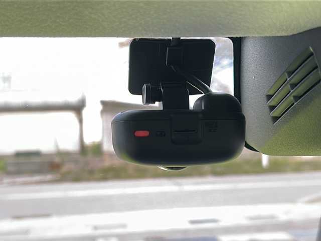 スズキ ジムニー XC 石川県 2020(令2)年 5万km キネティックイエロー/ブラック 4WD/ワンオーナー/衝突軽減ブレーキ/レーンキープアシスト/純正メモリーナビゲーション/【Bluetooth・CD・DVD・SD・フルセグTV】/型番：CN-RZ853/バックカメラ/クルーズコントロール/エンジンプッシュスタート/・スマートキー/・スペアキー/LEDヘッドライト/・オートライト/・フォグランプ/・ヘッドライトウォッシャー/前方ドライブレコーダー/ビルトインETC/前席シートヒーター/ヒルディセントコントロール/ステアリングリモコン/横滑り防止装置/純正フロアマット/保証書/取扱説明書/記録薄