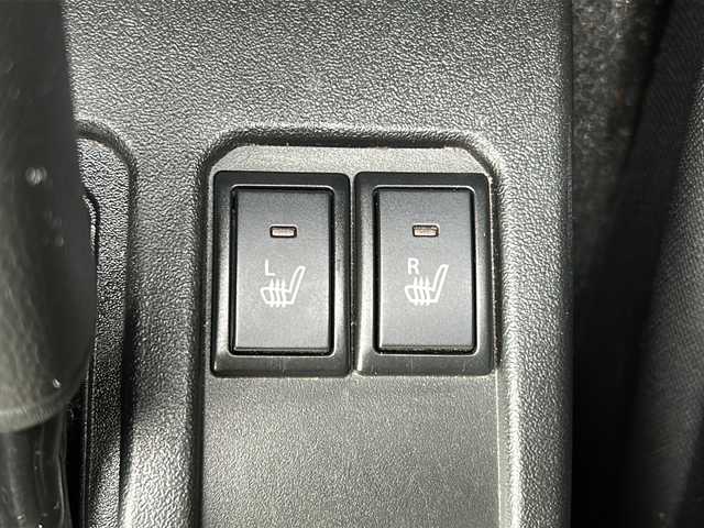 スズキ ジムニー XC 石川県 2020(令2)年 5万km キネティックイエロー/ブラック 4WD/ワンオーナー/衝突軽減ブレーキ/レーンキープアシスト/純正メモリーナビゲーション/【Bluetooth・CD・DVD・SD・フルセグTV】/型番：CN-RZ853/バックカメラ/クルーズコントロール/エンジンプッシュスタート/・スマートキー/・スペアキー/LEDヘッドライト/・オートライト/・フォグランプ/・ヘッドライトウォッシャー/前方ドライブレコーダー/ビルトインETC/前席シートヒーター/ヒルディセントコントロール/ステアリングリモコン/横滑り防止装置/純正フロアマット/保証書/取扱説明書/記録薄