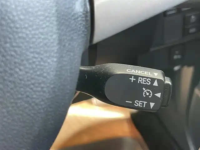 トヨタ タンク カスタムG 千葉県 2019(令1)年 1.6万km ファイアークォーツレッドM 純正7インチナビ/ステアリングスイッチ/バックカメラ/ETC/クルーズコントロール/前後コーナーセンサー/二列目サンシェード/純正アルミ/電動格納ミラー/LEDヘッドライト/衝突被害軽減ブレーキ