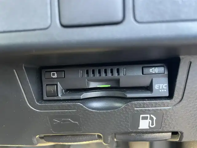 トヨタ タンク カスタムG 千葉県 2019(令1)年 1.6万km ファイアークォーツレッドM 純正7インチナビ/ステアリングスイッチ/バックカメラ/ETC/クルーズコントロール/前後コーナーセンサー/二列目サンシェード/純正アルミ/電動格納ミラー/LEDヘッドライト/衝突被害軽減ブレーキ