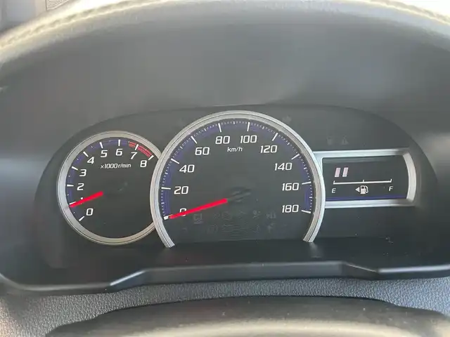 トヨタ タンク カスタムG 千葉県 2019(令1)年 1.6万km ファイアークォーツレッドM 純正7インチナビ/ステアリングスイッチ/バックカメラ/ETC/クルーズコントロール/前後コーナーセンサー/二列目サンシェード/純正アルミ/電動格納ミラー/LEDヘッドライト/衝突被害軽減ブレーキ