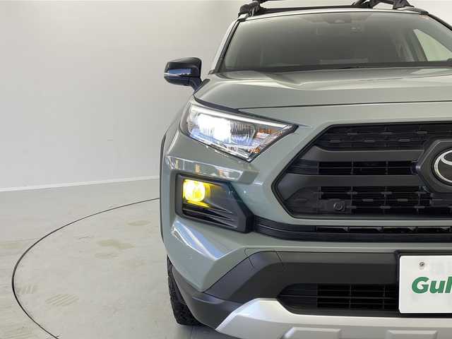 トヨタ ＲＡＶ４ アドベンチャー 茨城県 2020(令2)年 4.6万km アッシュグレーメタリック/アーバンカーキ 純正９インチナビ　フルセグＴＶ　ＵＳＢ　Ｂｌｕｅｔｈｏｏｔｈ　ＥＴＣ２．０　前後ドラレコ　ＬＥＤライト　オートライト　フォグランプ　オートマ地区ハイビーム　追従クルコン　パワーシート　ダウンヒルアシス