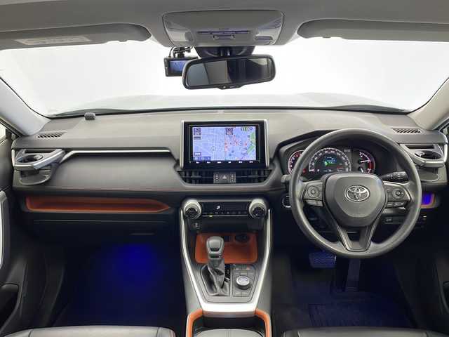トヨタ ＲＡＶ４ アドベンチャー 茨城県 2020(令2)年 4.6万km アッシュグレーメタリック/アーバンカーキ 純正９インチナビ　フルセグＴＶ　ＵＳＢ　Ｂｌｕｅｔｈｏｏｔｈ　ＥＴＣ２．０　前後ドラレコ　ＬＥＤライト　オートライト　フォグランプ　オートマ地区ハイビーム　追従クルコン　パワーシート　ダウンヒルアシス