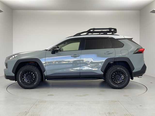 トヨタ ＲＡＶ４ アドベンチャー 茨城県 2020(令2)年 4.6万km アッシュグレーメタリック/アーバンカーキ 純正９インチナビ　フルセグＴＶ　ＵＳＢ　Ｂｌｕｅｔｈｏｏｔｈ　ＥＴＣ２．０　前後ドラレコ　ＬＥＤライト　オートライト　フォグランプ　オートマ地区ハイビーム　追従クルコン　パワーシート　ダウンヒルアシス