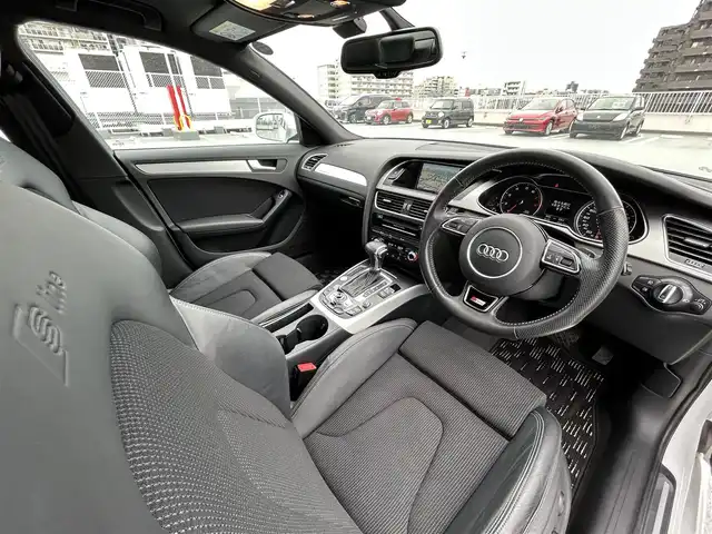 アウディ Ａ４ 2．0 TFSI クワトロ 東京都 2014(平26)年 1万km 白 ワンオーナー/ディーラー車/４WD/純正ナビ（CD/BT/地デジTV/ジュークBOX)/バックカメラ/ハーフレザーシート/シートヒーター/純正１８インチアルミ/エンジンプッシュボタン/アイドリングストップ/パワーシート/パドルシフト/ヒーテッドミラー/ETC/純正マット/スペアキー１本/保証書・取説