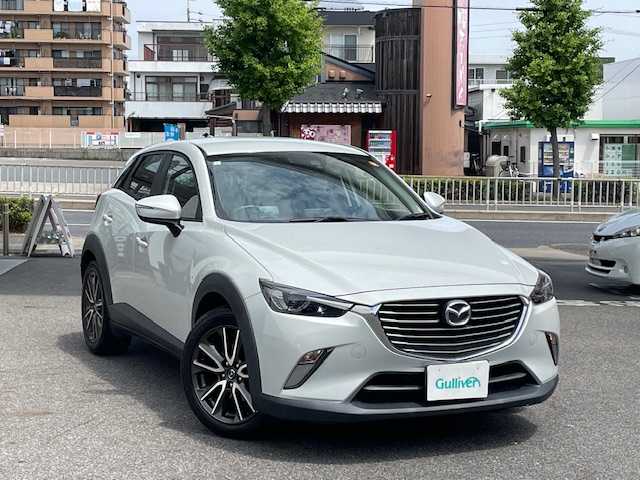 マツダ ＣＸ－３ XD ツーリング 愛知県 2015(平27)年 5.3万km セラミックM /ワンオーナー車//禁煙車//純正メモリーナビ//フルセグTV・CD・DVD//ETC/バックカメラ//ドラレコ//LEDヘッドライト//オートライト//アダプティブ・ドライビング・ディスプレイ//スマートシティブレーキサポート(SCBS)//誤発進抑制機能//クルーズコントロール//ブラインド・スポット・モニター(BSM)//リヤ・クロス・トラフィック・アラート(RCTA)//ヒルスタートアシスト//i-stop//アダプティブ・フロントライティング・システム//革巻きステアリング//ステアリングスイッチ//パドルシフト//オートワイパー//前席シートヒーター//合皮/クロスコンビシート//コマンダーコントロール//カミングホームライト//純正フロアマット//スペアキー1本//新車保証書/取扱説明書//ナビ説明書//記録簿R3・R5