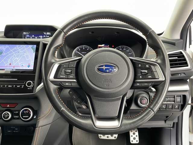スバル インプレッサ ＸＶ 2．0i－S アイサイト 長野県 2018(平30)年 6.6万km クリスタルホワイトP 4WD/純正メモリナビ&フルセグTV&USB&BT/アイサイト/アダプティブクルーズコントロール/レーンキープアシスト/車線逸脱警報/衝突軽減ブレーキ/ブラインドスポットモニター/レザーシート/前席シートヒーター/前席パワーシート/運転席シートメモリ/ステアリングスイッチ/パドルシフト/バックカメラ/ETC/LEDヘッドライト/オートライト/フロントフォグランプ/リアフォグランプ/電動格納ミラー/ウィンカーミラー/ドアミラーヒーター/電動ホールド/純正18インチAW装着/社外フロアマット/ドアバイザー/プッシュスタート/スマートキー/スペアキー1本