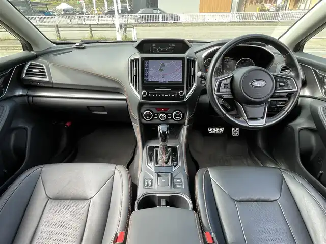 スバル インプレッサ ＸＶ 2．0i－S アイサイト 岐阜県 2018(平30)年 6.6万km クリスタルホワイトP 4WD/純正メモリナビ&フルセグTV&USB&BT/アイサイト/アダプティブクルーズコントロール/レーンキープアシスト/車線逸脱警報/衝突軽減ブレーキ/ブラインドスポットモニター/レザーシート/前席シートヒーター/前席パワーシート/運転席シートメモリ/ステアリングスイッチ/パドルシフト/バックカメラ/ETC/LEDヘッドライト/オートライト/フロントフォグランプ/リアフォグランプ/電動格納ミラー/ウィンカーミラー/ドアミラーヒーター/電動ホールド/純正18インチAW装着/社外フロアマット/ドアバイザー/プッシュスタート/スマートキー/スペアキー1本