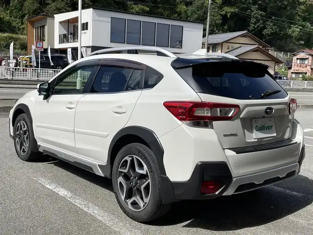 スバル インプレッサ ＸＶ 2．0i－S アイサイト 岐阜県 2018(平30)年 6.6万km クリスタルホワイトP 4WD/純正メモリナビ&フルセグTV&USB&BT/アイサイト/アダプティブクルーズコントロール/レーンキープアシスト/車線逸脱警報/衝突軽減ブレーキ/ブラインドスポットモニター/レザーシート/前席シートヒーター/前席パワーシート/運転席シートメモリ/ステアリングスイッチ/パドルシフト/バックカメラ/ETC/LEDヘッドライト/オートライト/フロントフォグランプ/リアフォグランプ/電動格納ミラー/ウィンカーミラー/ドアミラーヒーター/電動ホールド/純正18インチAW装着/社外フロアマット/ドアバイザー/プッシュスタート/スマートキー/スペアキー1本