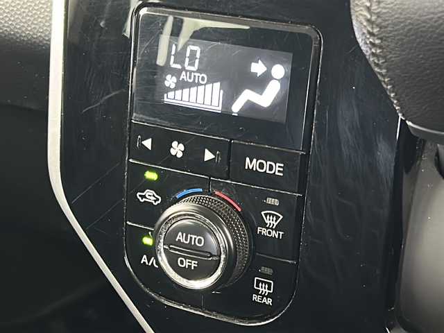 トヨタ ルーミー カスタムG－T 宮城県 2018(平30)年 6万km ブラックマイカメタリック スマートアシストII/・衝突軽減ブレーキ/・レーンキープアシスト/純正9インチナビ/地図SDカード無/・CD.DVD.SD.BT/バックカメラ/両側パワースライドドア/クルーズコントロール/ビルトインＥＴＣ/前席シートヒーター/前後ドライブレコーダー/LEDヘッドライト/フォグランプ/アイドリングストップ/横滑り防止装置/プッシュスタート/スマートキー/純正15インチアルミホイール/ロールサンシェード/シートバックテーブル