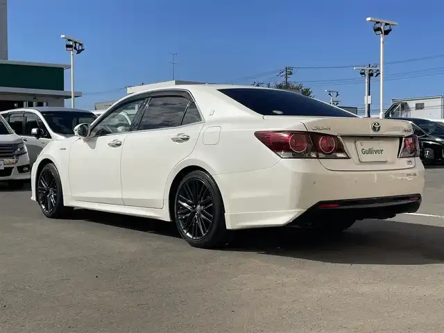 トヨタ クラウン ハイブリッド アスリートS J－フロンティア 東京都 2017(平29)年 7.2万km ホワイトパールクリスタルシャイン 純正ナビ　/・TV　Bluetooth　DVD　CD/電動シート　/シートヒーター　/ハーフレザーシート　/ＴＶ　/レーダークルーズコントロール　/セーフティーセンス　/ＥＴＣ　/純正アルミホイール　/純正フロアマット　/純正サイドバイザー　/ドラレコ/ABS/横滑り防止装置/コーナーセンサー/オートライト/LED/衝突被害軽減ブレーキ純正ナビ　/・TV　Bluetooth　DVD　CD/電動シート　/シートヒーター　/ハーフレザーシート　/ＴＶ　/レーダークルーズコントロール　/セーフティーセンス　/ＥＴＣ　/純正アルミホイール　/純正フロアマット　/純正サイドバイザー　/ドラレコ/ABS/横滑り防止装置/コーナーセンサー/オートライト/LED/衝突被害軽減ブレーキ