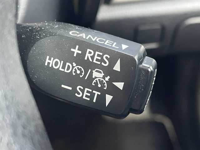 トヨタ クラウン ハイブリッド アスリートS J－フロンティア 東京都 2017(平29)年 7.2万km ホワイトパールクリスタルシャイン 純正ナビ　/・TV　Bluetooth　DVD　CD/電動シート　/シートヒーター　/ハーフレザーシート　/ＴＶ　/レーダークルーズコントロール　/セーフティーセンス　/ＥＴＣ　/純正アルミホイール　/純正フロアマット　/純正サイドバイザー　/ドラレコ/ABS/横滑り防止装置/コーナーセンサー/オートライト/LED/衝突被害軽減ブレーキ純正ナビ　/・TV　Bluetooth　DVD　CD/電動シート　/シートヒーター　/ハーフレザーシート　/ＴＶ　/レーダークルーズコントロール　/セーフティーセンス　/ＥＴＣ　/純正アルミホイール　/純正フロアマット　/純正サイドバイザー　/ドラレコ/ABS/横滑り防止装置/コーナーセンサー/オートライト/LED/衝突被害軽減ブレーキ