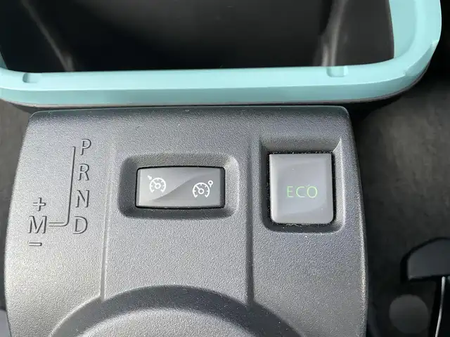 ルノー トゥインゴ ゼン 長野県 2017(平29)年 1.7万km 白 ワンオーナー/保証書/取扱説明書/パワーウィンドウ/ETC/AM/FM/Bluetooth/AUX/純正フロアマット/リモコンキー/スペアキー/15インチAW/サマータイヤ有/フォグランプ/ECO