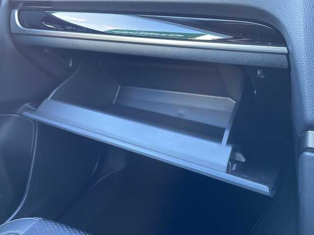 スバル フォレスター 2．0XT アイサイト アドバン 道東・釧路十勝 2018(平30)年 8.1万km クリスタルホワイトP 4WD/純正OPナビ（DIATONE SOUND NAVI）/・フルセグ/CD/DVD/BT/SD//ラジオ/バックカメラ/アイサイトversion3/レーダークルーズコントロール/ブラインドスポットモニター/レーンキープアシスト/パワーバックドア（メモリー機能付）/パドルシフト/ステアリングスイッチ/フロントパワーシート/フロント/リアシートヒーター/ハーフレザーシート/LEDアクセサリーライナー/LEDヘッドライト/フォグランプ/ETC/フロアマット/ドアバイザー