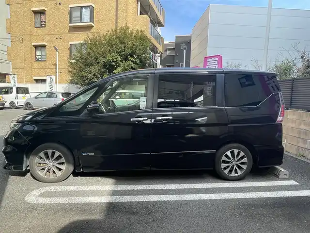 日産 セレナ