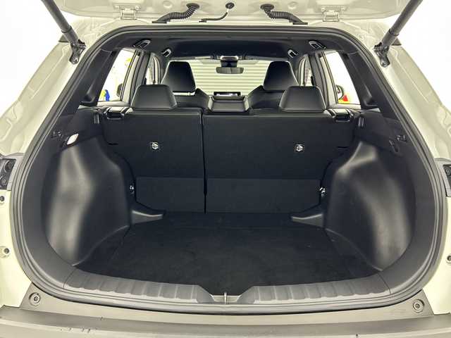 トヨタ カローラ クロス ハイブリッド Z 三重県 2023(令5)年 3.1万km プラチナホワイトパールマイカ /禁煙車//純正ナビ/（BT.USB.AｐｐleCarPlay.AndroidAuto）//フルセグTV//全方位カメラ//トヨタセーフティセンス/・PCS/・BSM/・LTA/・レーダークルーズコントロール//クリアランスソナー//パワーバックドア//シートヒーター//オートハイビーム//ステアリングスイッチ//ビルトインETC２．０