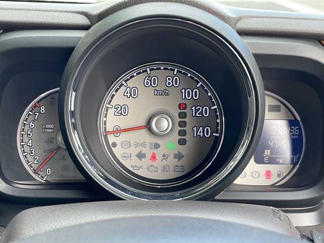 ホンダ Ｎ ＯＮＥ セレクト 岐阜県 2019(令1)年 4.5万km プラチナホワイトパール 禁煙車/AM/FM/CD/DVD/USBオーディオ/社外ナビ/シートヒーター/ハーフレザーシート/ビルトインETC/バックカメラ/内装木目調/アイドリングストップ/チップアップシート/純正フロアマット/Wエアバッグ/オートエアコン/電動格納ミラー/スマートキー