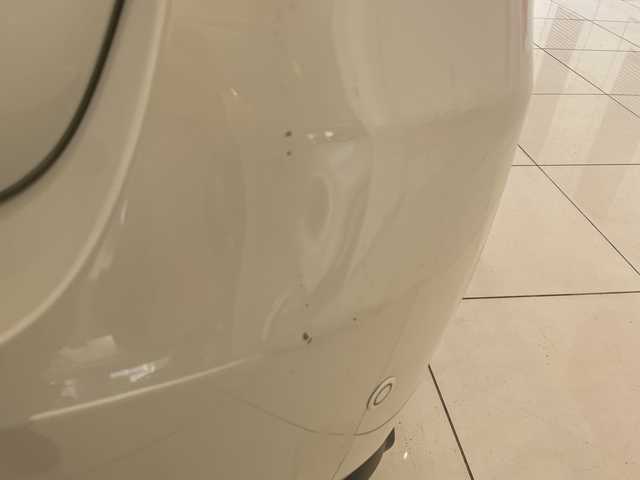 スバル インプレッサ Ｇ４ 2．0i－S アイサイト 埼玉県 2017(平29)年 3.5万km クリスタルホワイトP アイサイト/純正ナビ/　　CD/DVD/BT/フルセグTV/バックカメラ/レーダークルーズコントロール/LEDオートライト/パワーシート/純正18インチAW/パドルシフト/ステアリングスイッチ/アイドリングストップ/プッシュスタート/ETC/禁煙車