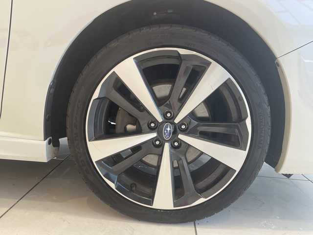 スバル インプレッサ Ｇ４ 2．0i－S アイサイト 埼玉県 2017(平29)年 3.5万km クリスタルホワイトP アイサイト/純正ナビ/　　CD/DVD/BT/フルセグTV/バックカメラ/レーダークルーズコントロール/LEDオートライト/パワーシート/純正18インチAW/パドルシフト/ステアリングスイッチ/アイドリングストップ/プッシュスタート/ETC/禁煙車