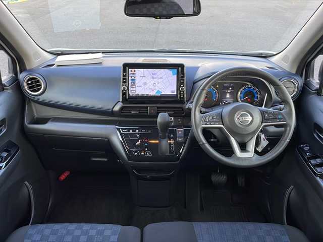 日産 デイズ HWS Gターボ アーバンクロム プロパイロットED 山口県 2021(令3)年 0.8万km ホワイトパール 寒冷地仕様/9インチ純正SDナビ【MM321D-L】/・CD/DVD/Bluetooth/MUSIC STOCKER/フルセグテレビ/ETC/ドライブレコーダー/アラウンドビューモニター/デジタルインナーミラー/LEDヘッドランプ/フォグランプ/オートハイビーム/電動パーキングブレーキ/オートブレーキホールド/スマートキー/スペアキー/プッシュスタート/ドアバイザー/純正15インチアルミホイール/純正フロアマット/D/N席シートヒーター/プロパイロット/衝突被害軽減システム/横滑り防止装置/前後ソナー/保証書/取扱説明書/記録簿