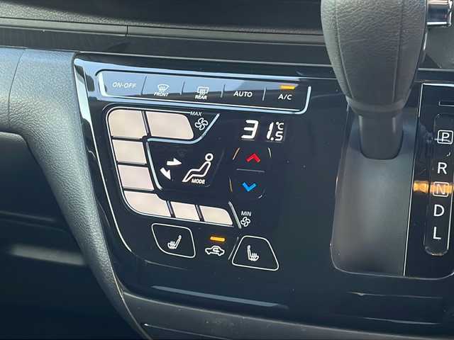 日産 デイズ HWS Gターボ アーバンクロム プロパイロットED 山口県 2021(令3)年 0.8万km ホワイトパール 寒冷地仕様/9インチ純正SDナビ【MM321D-L】/・CD/DVD/Bluetooth/MUSIC STOCKER/フルセグテレビ/ETC/ドライブレコーダー/アラウンドビューモニター/デジタルインナーミラー/LEDヘッドランプ/フォグランプ/オートハイビーム/電動パーキングブレーキ/オートブレーキホールド/スマートキー/スペアキー/プッシュスタート/ドアバイザー/純正15インチアルミホイール/純正フロアマット/D/N席シートヒーター/プロパイロット/衝突被害軽減システム/横滑り防止装置/前後ソナー/保証書/取扱説明書/記録簿