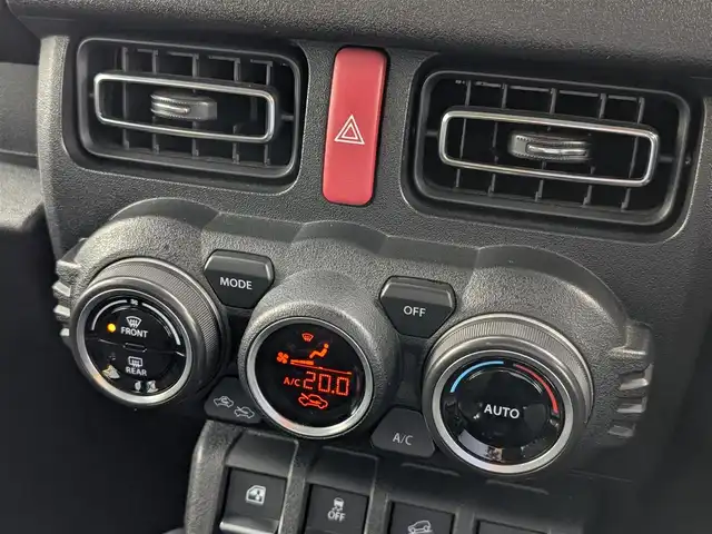 スズキ ジムニー シエラ JC 福井県 2019(平31)年 6万km ジャングルグリーン ワンオーナー/PanasonicナビTV/(Bluetooth/フルセグTV/CD/DVD)/バックモニター/クルーズコントロール/衝突軽減装置/レーンキープアシスト/ダウンヒルアシストコントロール/オートマチックハイビーム/4WD/センターデフロック/背面タイヤ/ルーフキャリア/純正AW/純正フロアマット/ETC/ドライブレコーダー/純正LEDヘッドライト/スマートキー