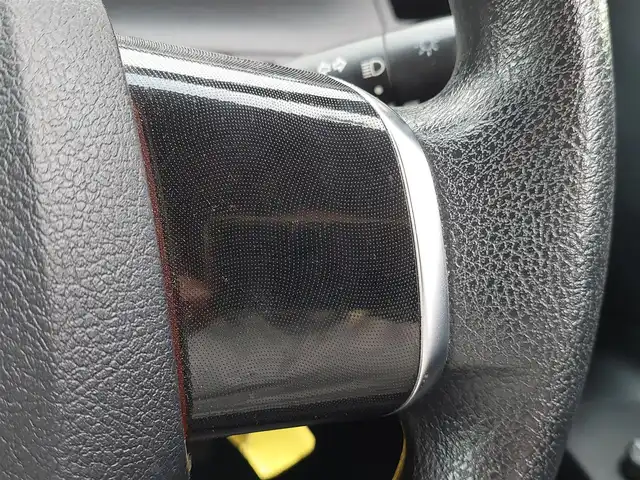 トヨタ シエンタ X 東京都 2015(平27)年 5.4万km ホワイトパールクリスタルシャイン TRDエアロ/純正ナビ/バックカメラ/片側パワースライドドア/アイドリングストップ/社外アルミホイール/ETC/横滑り防止装置