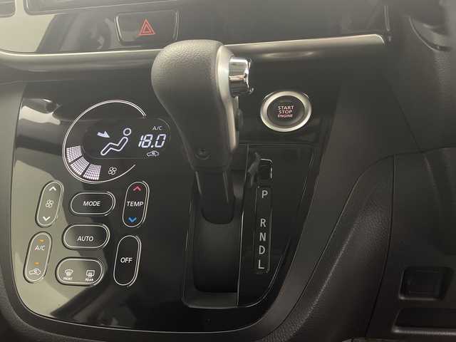 日産 デイズ ルークス ハイウェイスターX Gパッケージ 鹿児島県 2014(平26)年 5.8万km ブラック 純正ナビ　/（フルセグ/Ｂｌｕｅｔｏｏｔｈ/CD/DVD)　/アラウンドビューモニター　/両側パワースライドドア　/リアサーキュレーター　/シートバックテーブル　/後席サンシェード　/オートライト　/純正フロアマット　/純正アルミホイール/電動格納ミラー/純正ドアバイザー/ＥＴＣ