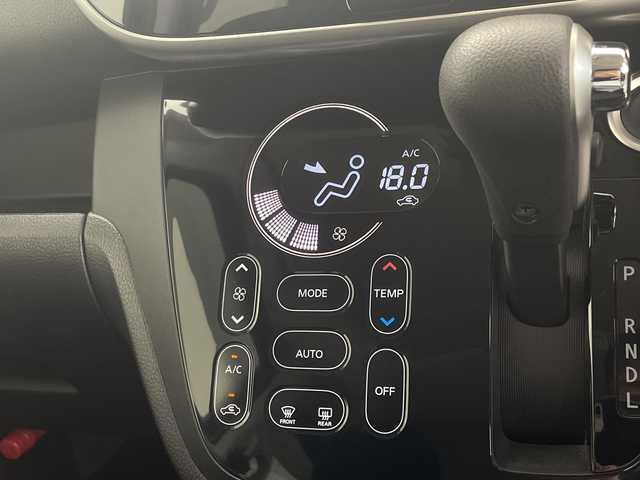 日産 デイズ ルークス ハイウェイスターX Gパッケージ 鹿児島県 2014(平26)年 5.8万km ブラック 純正ナビ　/（フルセグ/Ｂｌｕｅｔｏｏｔｈ/CD/DVD)　/アラウンドビューモニター　/両側パワースライドドア　/リアサーキュレーター　/シートバックテーブル　/後席サンシェード　/オートライト　/純正フロアマット　/純正アルミホイール/電動格納ミラー/純正ドアバイザー/ＥＴＣ