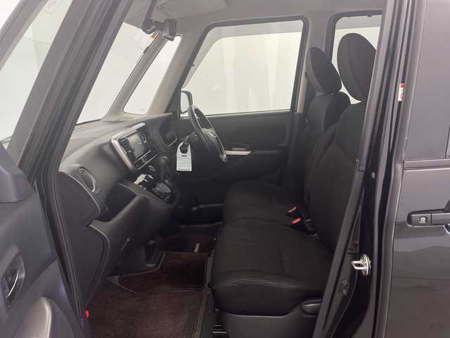 日産 デイズ ルークス ハイウェイスターX Gパッケージ 鹿児島県 2014(平26)年 5.8万km ブラック 純正ナビ　/（フルセグ/Ｂｌｕｅｔｏｏｔｈ/CD/DVD)　/アラウンドビューモニター　/両側パワースライドドア　/リアサーキュレーター　/シートバックテーブル　/後席サンシェード　/オートライト　/純正フロアマット　/純正アルミホイール/電動格納ミラー/純正ドアバイザー/ＥＴＣ