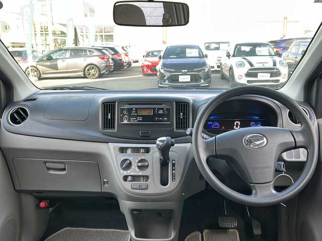 ダイハツ ミラ イース Xf 長野県 2016(平28)年 10.5万km パールホワイトⅢ ・純正フロアマット/・純正14インチアルミホイール/・取扱説明書/・保証書/・スペアキー