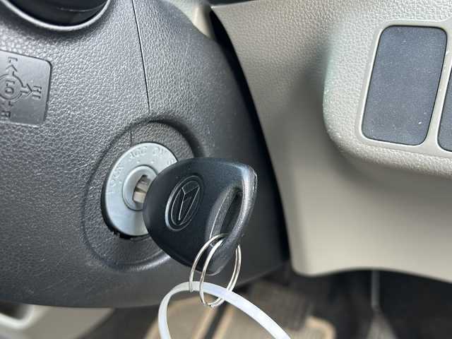 ダイハツ ミラ イース Xf 長野県 2016(平28)年 10.5万km パールホワイトⅢ ・純正フロアマット/・純正14インチアルミホイール/・取扱説明書/・保証書/・スペアキー