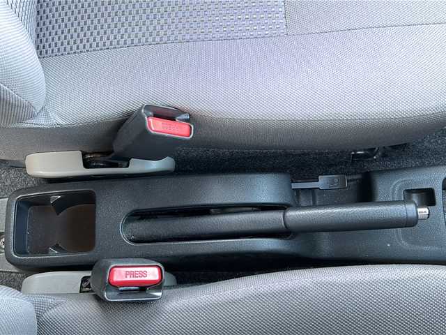 ダイハツ ミラ イース Xf 長野県 2016(平28)年 10.5万km パールホワイトⅢ ・純正フロアマット/・純正14インチアルミホイール/・取扱説明書/・保証書/・スペアキー