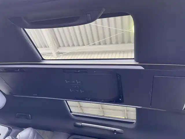 トヨタ ヴェルファイア ハイブリット Z プレミア 東京都 2024(令6)年 1.8万km ブラック 左右独立ムーンルーフ/純正14型ナビ/純正13.2型天吊モニター/ワイヤレス充電/デジタルミラー/BSM/シートベンチレーション/両側電動ドア/パワーシート/パワーバックドア/ETC2.0/ドライブレコーダー