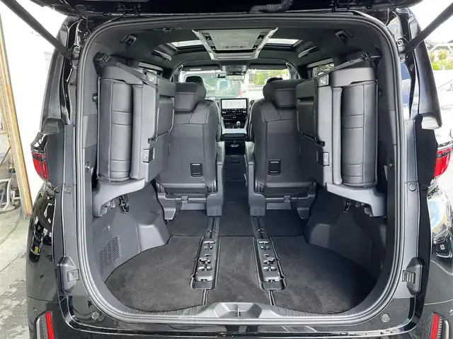 トヨタ ヴェルファイア ハイブリット Z プレミア 東京都 2024(令6)年 1.8万km ブラック 左右独立ムーンルーフ/純正14型ナビ/純正13.2型天吊モニター/ワイヤレス充電/デジタルミラー/BSM/シートベンチレーション/両側電動ドア/パワーシート/パワーバックドア/ETC2.0/ドライブレコーダー