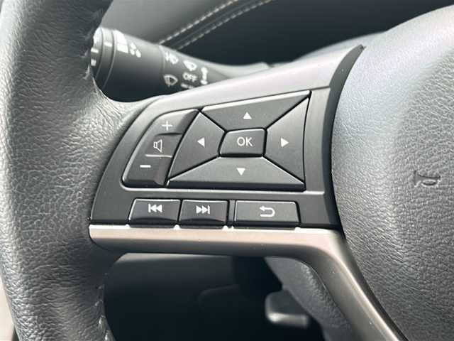 日産 セレナ ハイウェイスターVセレクションⅡ 広島県 2019(令1)年 4.7万km ダイヤモンドブラック 禁煙車/セーフティパックA/エマージェンシーブレーキ/車線逸脱警報/ハイビームアシスト/標識認識機能/速度標識認識/クルーズコントロール/コーナーセンサー/パーキングアシスト/社外7型ナビ【MDV-D706BT】/・フルセグ/CD/DVD/Bluetooth/ハンズフリー両側パワースライドドア/アラウンドビューモニター/革巻きステアリング/リアオートエアコン/ドライブレコーダー（DRVN530）/ETC/ステアリングスイッチ/オートライト/スマートキー/プッシュスタート/ドアバイザー