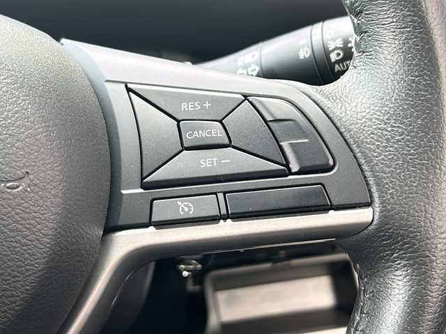 日産 セレナ ハイウェイスターVセレクションⅡ 広島県 2019(令1)年 4.7万km ダイヤモンドブラック 禁煙車/セーフティパックA/エマージェンシーブレーキ/車線逸脱警報/ハイビームアシスト/標識認識機能/速度標識認識/クルーズコントロール/コーナーセンサー/パーキングアシスト/社外7型ナビ【MDV-D706BT】/・フルセグ/CD/DVD/Bluetooth/ハンズフリー両側パワースライドドア/アラウンドビューモニター/革巻きステアリング/リアオートエアコン/ドライブレコーダー（DRVN530）/ETC/ステアリングスイッチ/オートライト/スマートキー/プッシュスタート/ドアバイザー