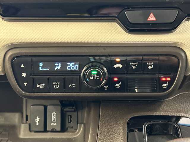 ホンダ Ｎ ＢＯＸ EX ターボ 岐阜県 2022(令4)年 1.8万km プレミアムサンライトホワイトパール ホンダセンシング/標識認識機能/後方誤発進抑制機能/オートハイビーム/アダプティブクルーズコントロール（ACC）/車線維持支援システム（LKAS）/先行車発進お知らせ機能/衝突軽減ブレーキ（CMBS）/誤発進抑制機能/純正ナビ/Bluetooth/バックカメラ/フルセグTV/ETC/ドライブレコーダー/後席サンシェード/歩行者事故低減ステアリング/路外逸脱抑制機能/助手席スーパースライドシート/オートリトラミラー/プラズマクラスター/アレルクリーンプラスシート/両側パワースライドドア/シートバックテーブル/前席シートヒーター/電子パーキング