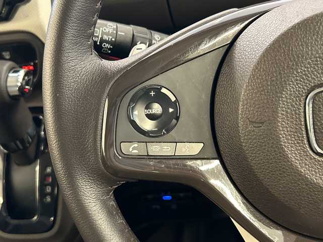 ホンダ Ｎ ＢＯＸ EX ターボ 岐阜県 2022(令4)年 1.8万km プレミアムサンライトホワイトパール ホンダセンシング/標識認識機能/後方誤発進抑制機能/オートハイビーム/アダプティブクルーズコントロール（ACC）/車線維持支援システム（LKAS）/先行車発進お知らせ機能/衝突軽減ブレーキ（CMBS）/誤発進抑制機能/純正ナビ/Bluetooth/バックカメラ/フルセグTV/ETC/ドライブレコーダー/後席サンシェード/歩行者事故低減ステアリング/路外逸脱抑制機能/助手席スーパースライドシート/オートリトラミラー/プラズマクラスター/アレルクリーンプラスシート/両側パワースライドドア/シートバックテーブル/前席シートヒーター/電子パーキング