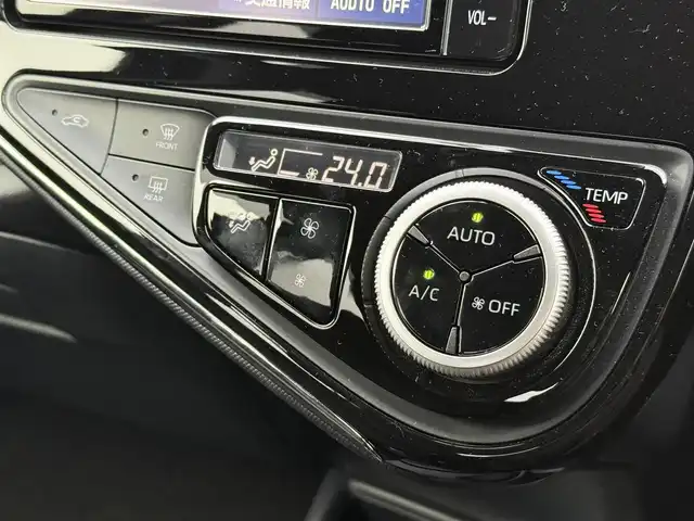 トヨタ アクア S スタイルブラック 千葉県 2020(令2)年 1.5万km ダークブルーマイカ トヨタセーフティセンス/・衝突軽減ブレーキ/レーンキープアシスト/・オートハイビーム/クリアランスソナー/純正7インチナビ(NSZT-W68T)/・フルセグ/BT/DVD/CD/バックカメラ/ステアリングスイッチ/ETC/アイドリングストップ/LEDヘッドライト/オートライト/スマートキー/プッシュスタート/純正フロアマット/サイドバイザー