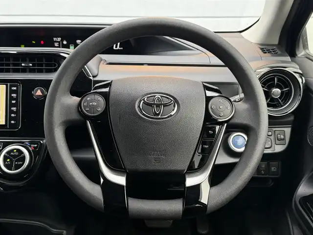 トヨタ アクア S スタイルブラック 千葉県 2020(令2)年 1.5万km ダークブルーマイカ トヨタセーフティセンス/・衝突軽減ブレーキ/レーンキープアシスト/・オートハイビーム/クリアランスソナー/純正7インチナビ(NSZT-W68T)/・フルセグ/BT/DVD/CD/バックカメラ/ステアリングスイッチ/ETC/アイドリングストップ/LEDヘッドライト/オートライト/スマートキー/プッシュスタート/純正フロアマット/サイドバイザー