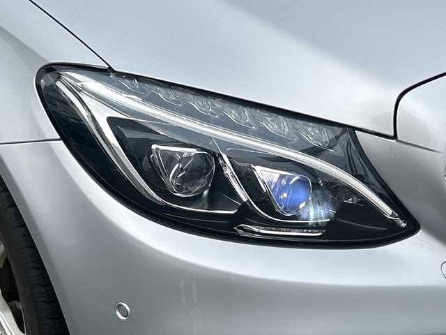 メルセデス・ベンツ Ｃ２２０ｄ 山形県 2016(平28)年 5.7万km イリジウムシルバー 禁煙車/純正ナビ/FM/AM/フルセグ/CD/Bluetooth/PRE-SAFE/ブラインドスポットアシスト/レーンキープアシスト/アテンションアシスト/ヘッドアップディスプレイ/ステアリングアシスト/パドルシフト/本革シート/横滑り防止装置/前席シートヒーター/前席パワーシート/アイドリングストップ/スマートキー/スペアキー/ETC/夏タイヤ積載