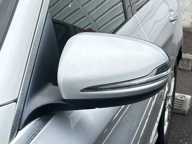 メルセデス・ベンツ Ｃ２２０ｄ 山形県 2016(平28)年 5.7万km イリジウムシルバー 禁煙車/純正ナビ/FM/AM/フルセグ/CD/Bluetooth/PRE-SAFE/ブラインドスポットアシスト/レーンキープアシスト/アテンションアシスト/ヘッドアップディスプレイ/ステアリングアシスト/パドルシフト/本革シート/横滑り防止装置/前席シートヒーター/前席パワーシート/アイドリングストップ/スマートキー/スペアキー/ETC/夏タイヤ積載