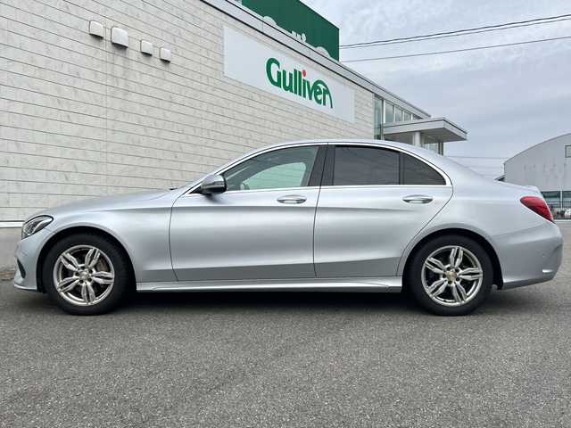 メルセデス・ベンツ Ｃ２２０ｄ 山形県 2016(平28)年 5.7万km イリジウムシルバー 禁煙車/純正ナビ/FM/AM/フルセグ/CD/Bluetooth/PRE-SAFE/ブラインドスポットアシスト/レーンキープアシスト/アテンションアシスト/ヘッドアップディスプレイ/ステアリングアシスト/パドルシフト/本革シート/横滑り防止装置/前席シートヒーター/前席パワーシート/アイドリングストップ/スマートキー/スペアキー/ETC/夏タイヤ積載