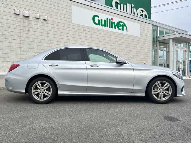 メルセデス・ベンツ Ｃ２２０ｄ 山形県 2016(平28)年 5.7万km イリジウムシルバー 禁煙車/純正ナビ/FM/AM/フルセグ/CD/Bluetooth/PRE-SAFE/ブラインドスポットアシスト/レーンキープアシスト/アテンションアシスト/ヘッドアップディスプレイ/ステアリングアシスト/パドルシフト/本革シート/横滑り防止装置/前席シートヒーター/前席パワーシート/アイドリングストップ/スマートキー/スペアキー/ETC/夏タイヤ積載